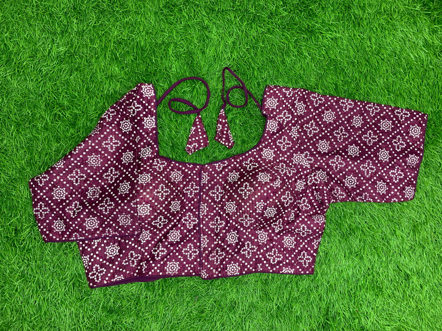 Wine colour with white prints