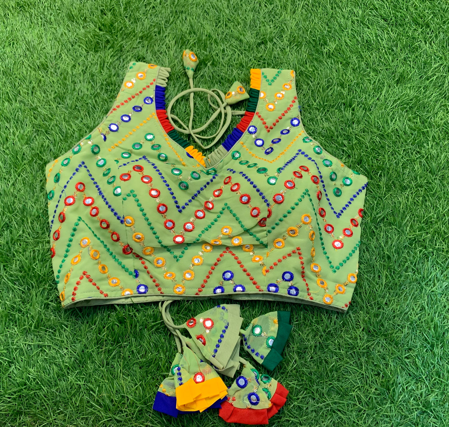 Pistachio green multicolour mirror πͺ blouse π