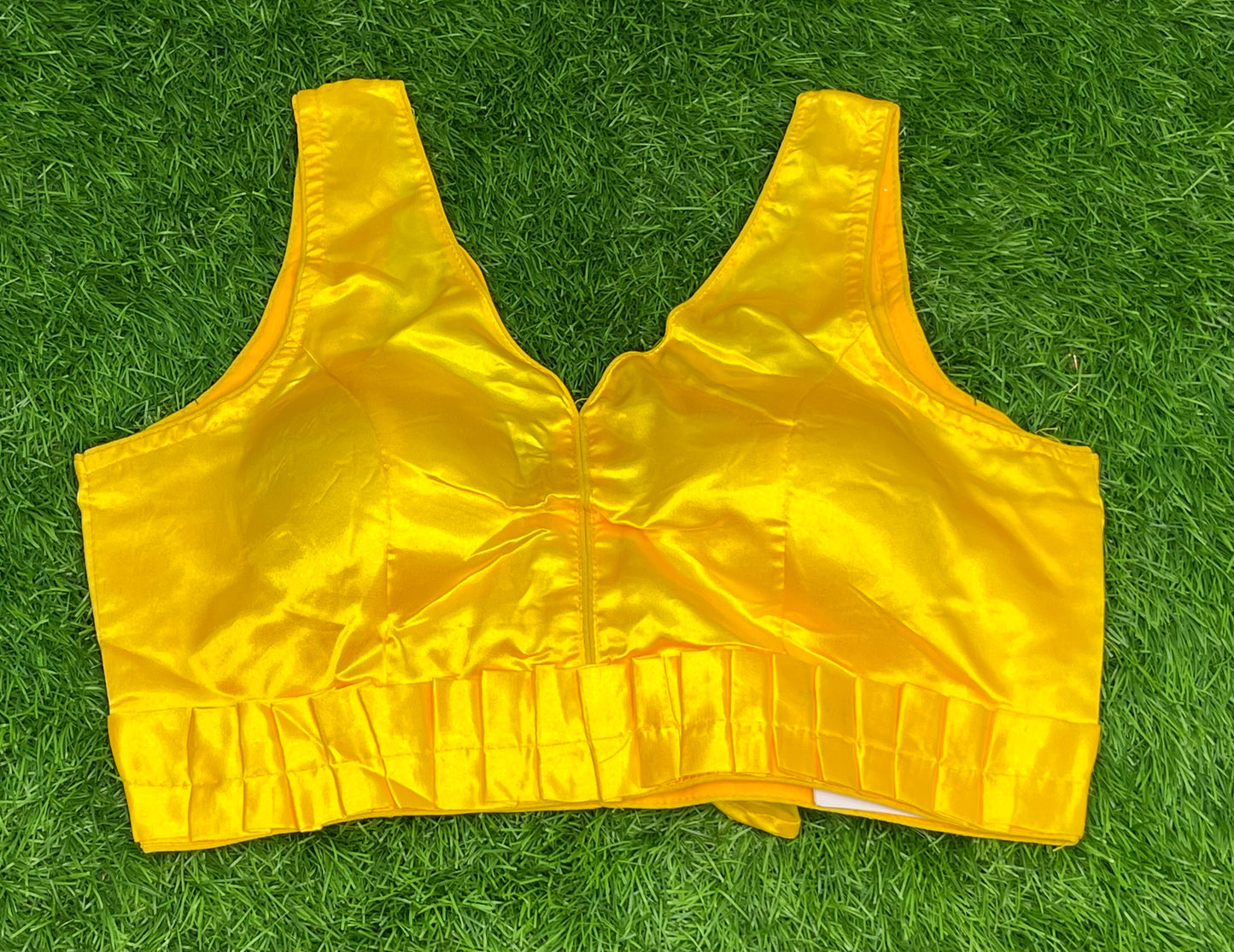 Yellow frills with hand
