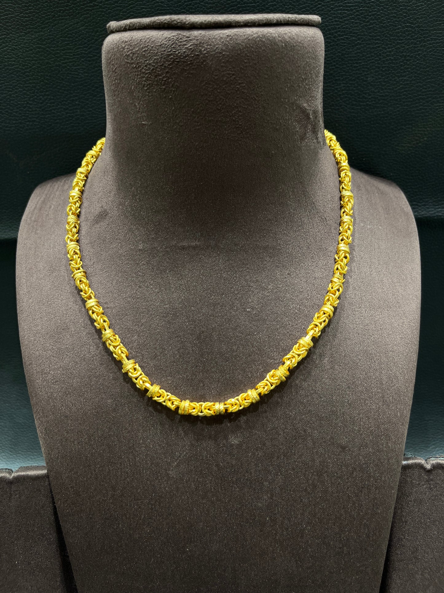 Men’s gold chain