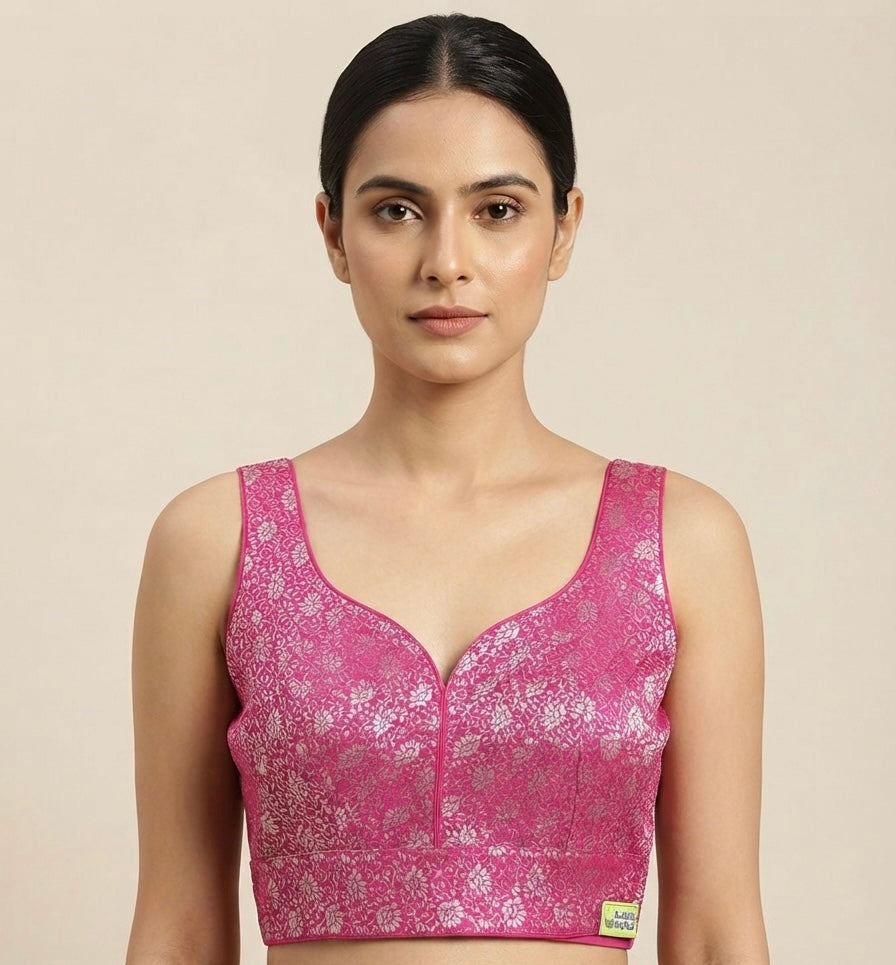 Banaras Classic Blouse 👚 side hands available ✨🌸
