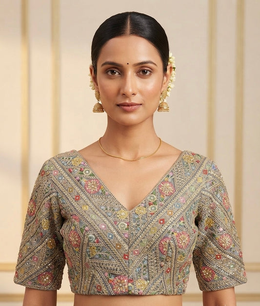 Grey V-neck embroidery with sleeve Blouse 👚
