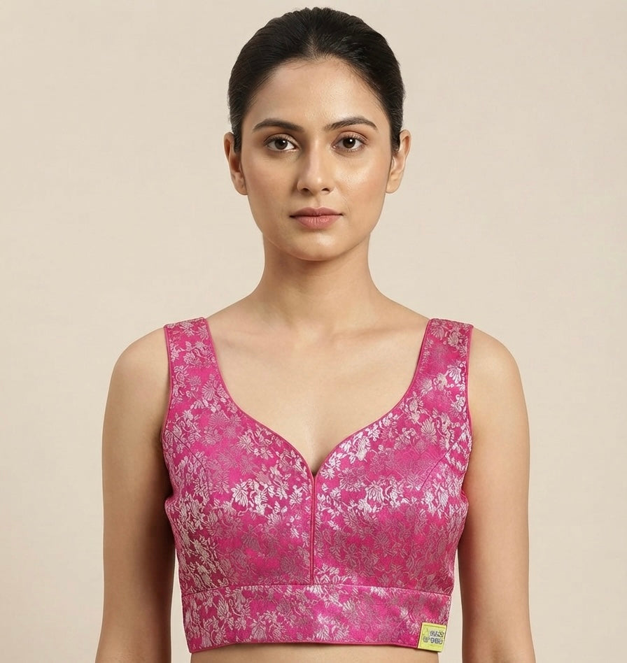 Banaras Classic Blouse 👚 side hands available ✨🌸
