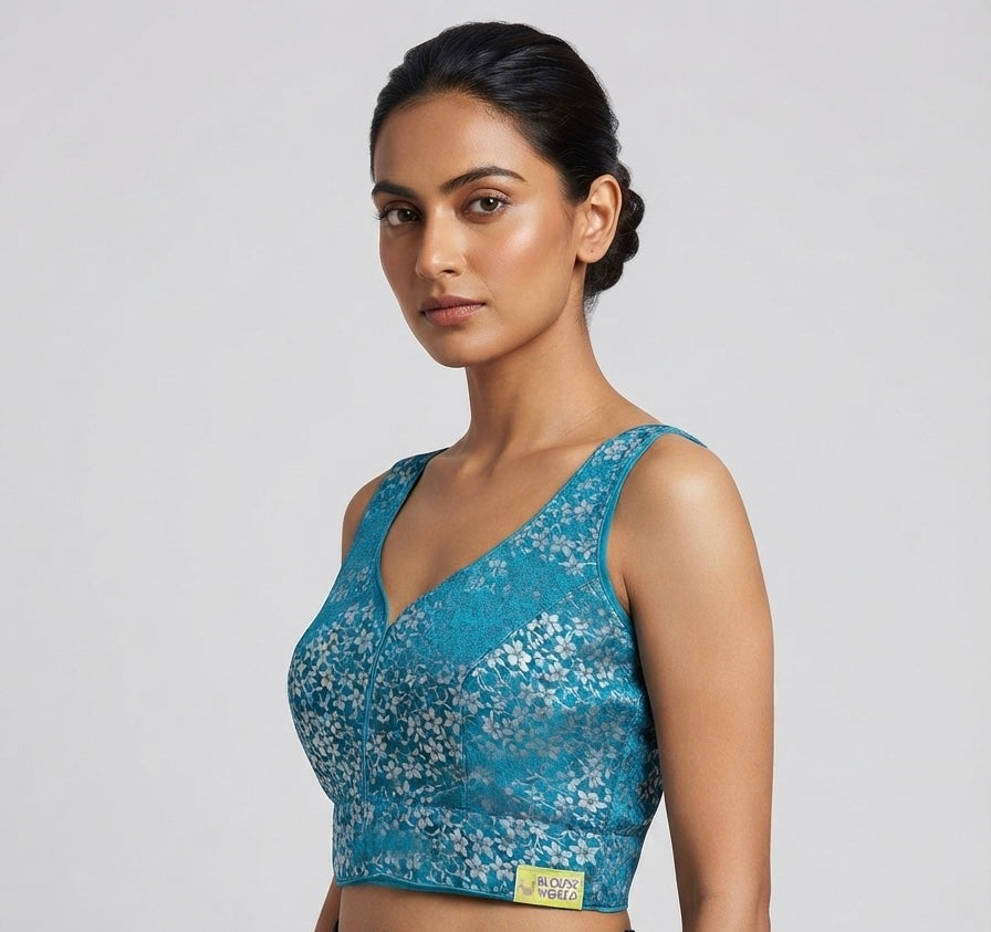 Banaras Royal Blouse 👚 side hands available✨