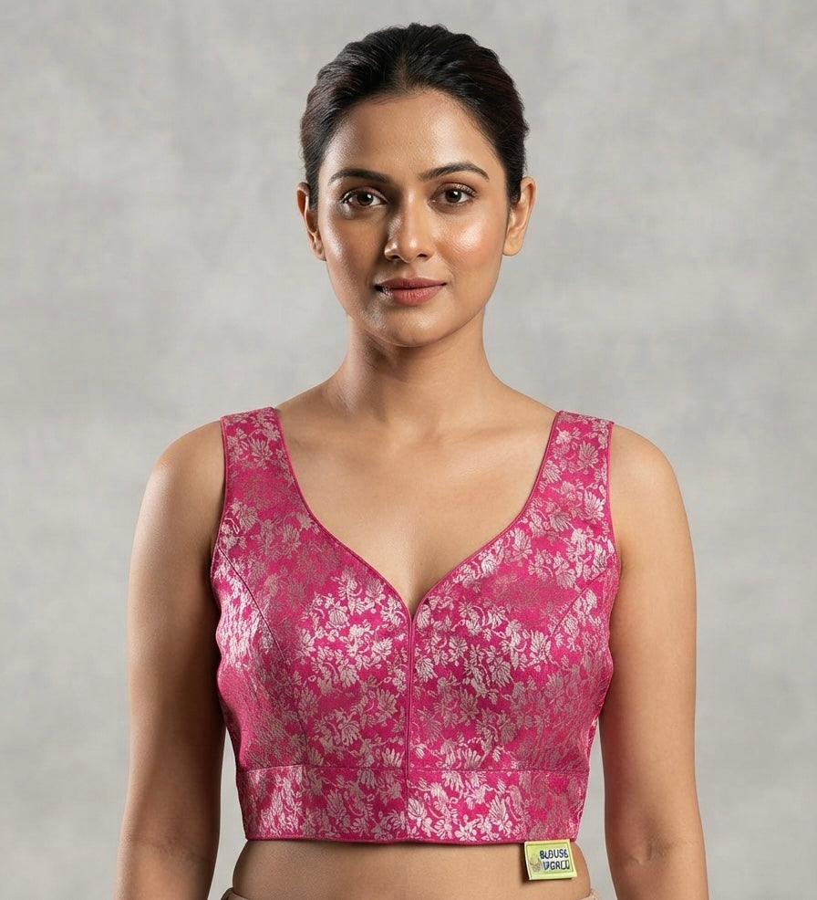 Banaras Classic Blouse 👚 side hands available🌸￼