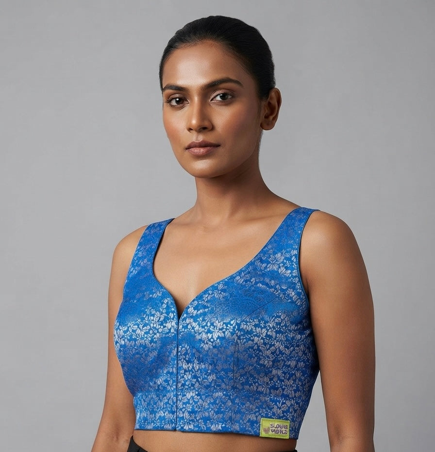 Banaras Royal Blouse 👚 side hands available ✨🌸