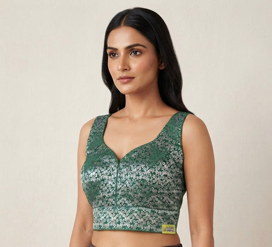 Banaras Royale Blouse 👚 side hands available✨
