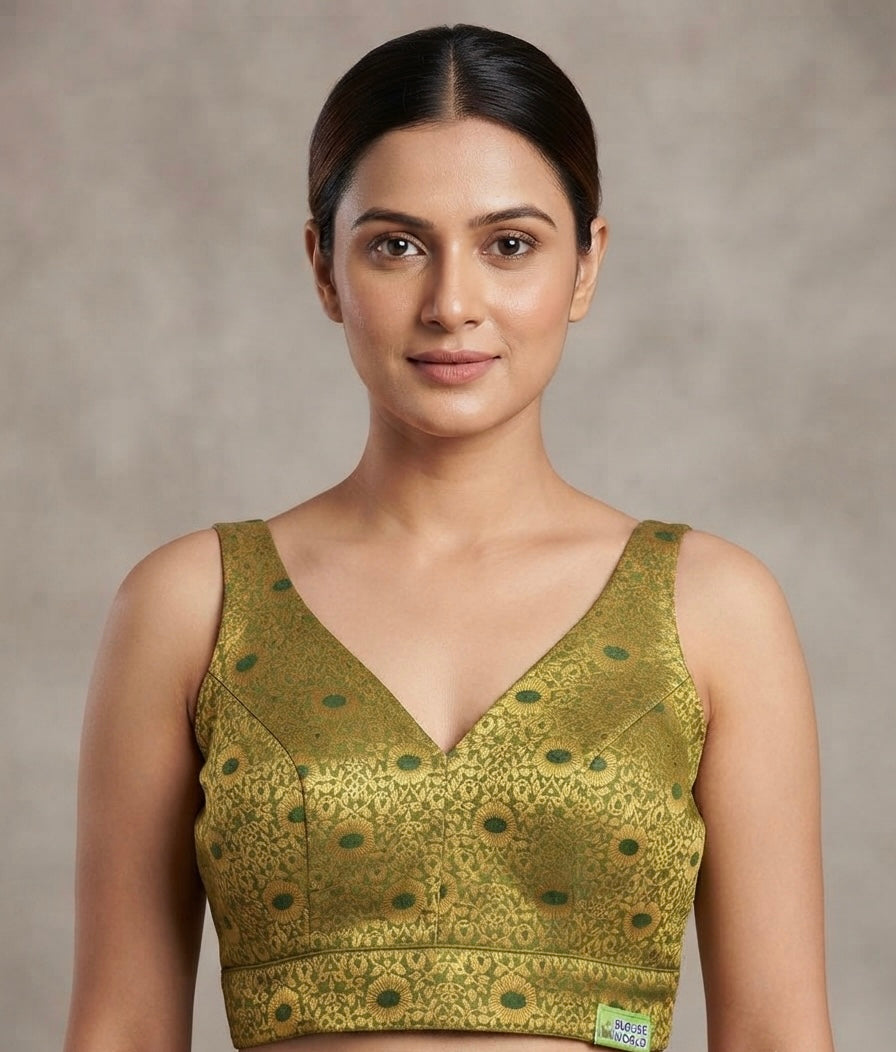 Designer Banaras spaghetti 🌸Blouse 👚