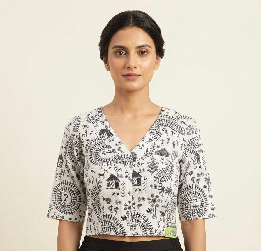 Digital Kalamkari Blouse 👚 with sleeves black white colour
