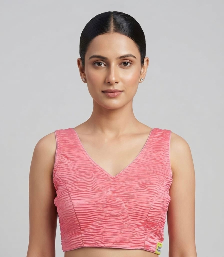 Designer shimmer Blouse 👚 v-neck with short hands✨