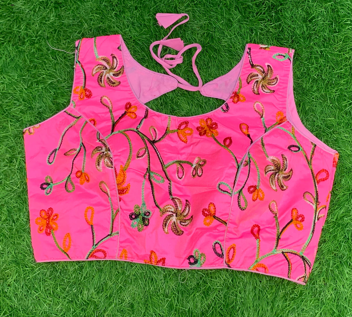 Pink blouse with hands
