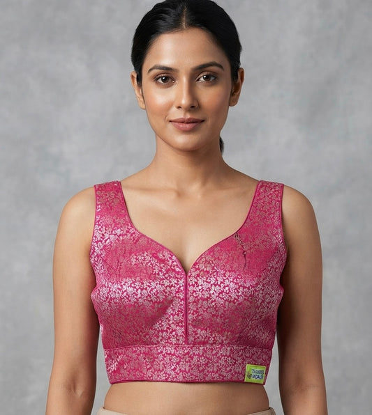 Banaras Classic Blouse 👚 side hands available🌸￼