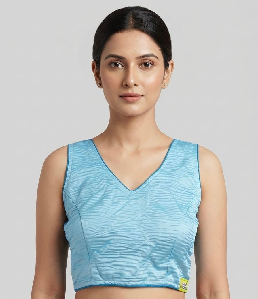 Designer shimmer Blouse 👚 v-neck with short hands✨