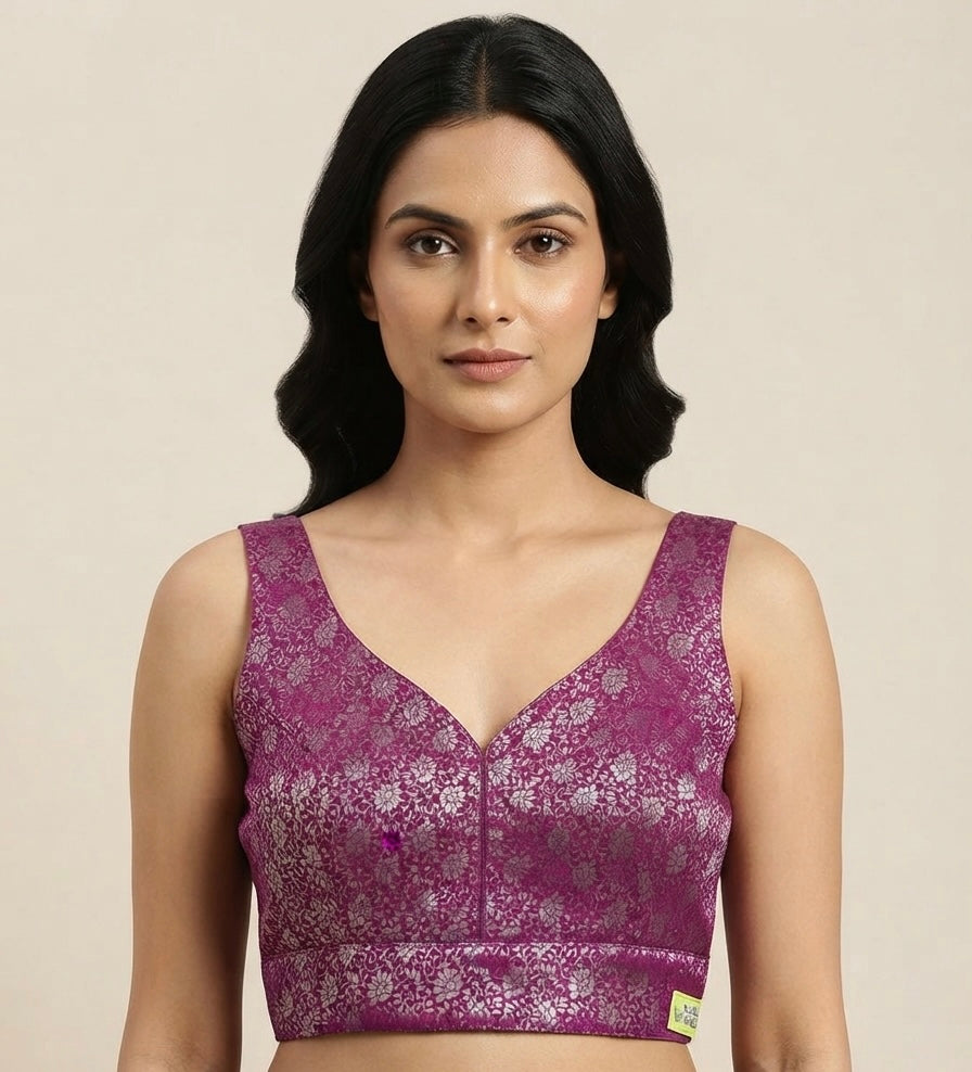 Banaras Charm Blouse 👚 side hands available 🌷