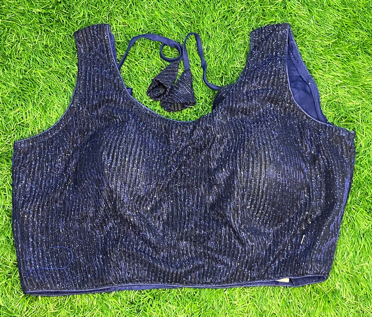 Navy blue simmer with hands