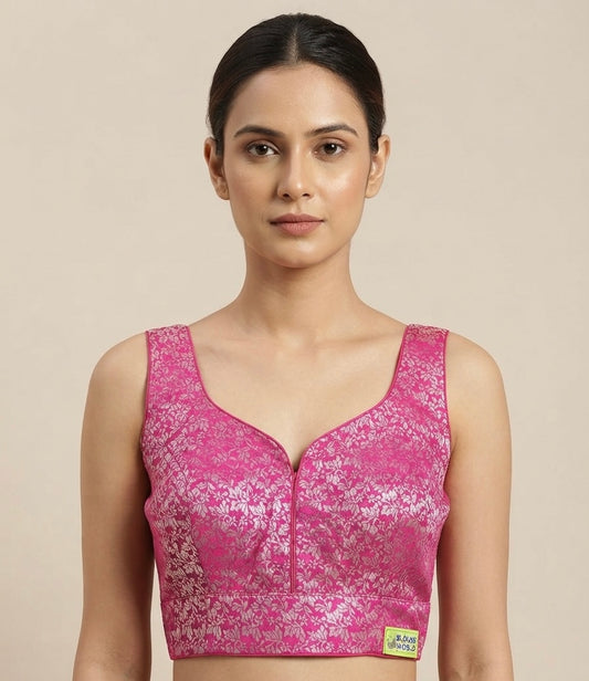 Banaras Classic Blouse 👚 side hands available ✨🌸