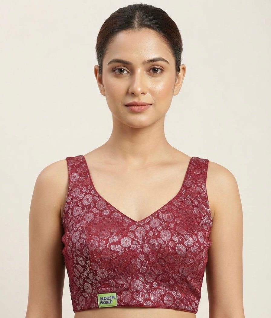 Banaras Zari Glow Blouse 👚 side hands available✨￼